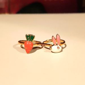 Bunny and carrot adjustable stacking rings